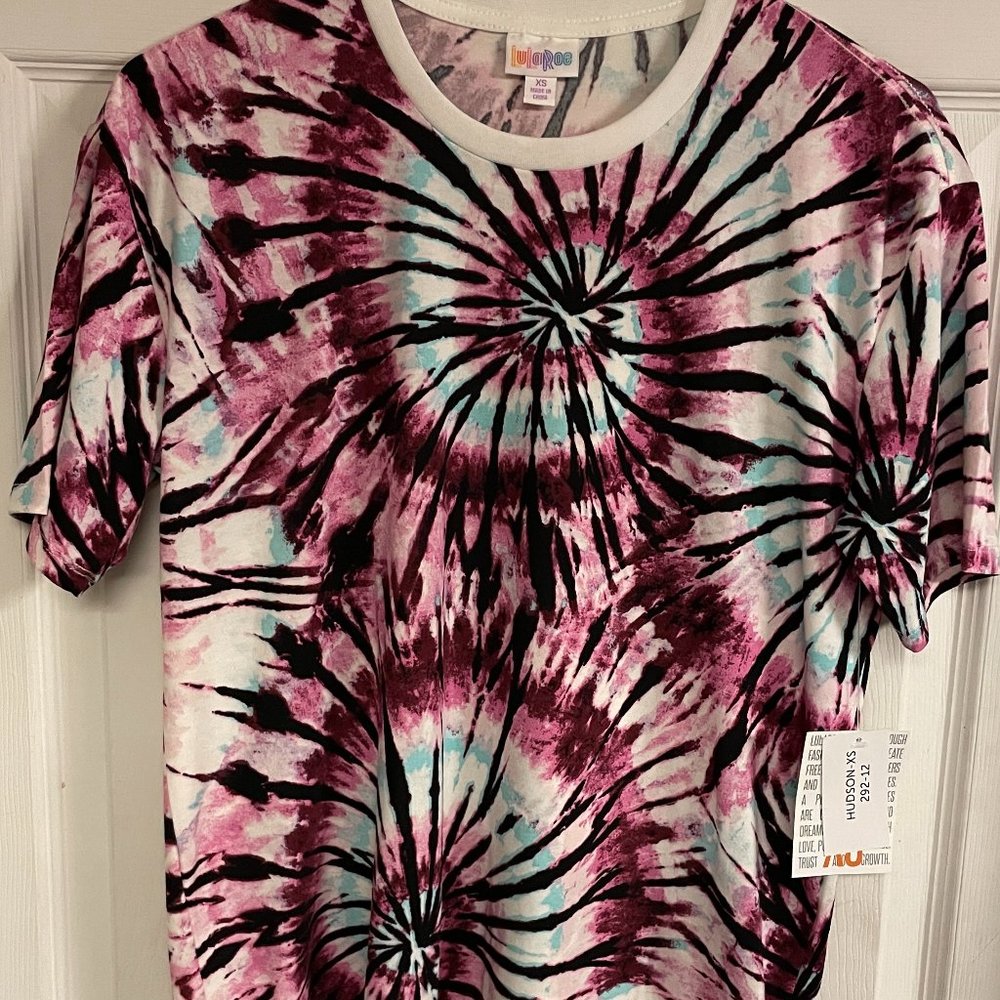 LulaRoe Unisex Hudson Short Sleeve  Tie Dye Shirt NWT Size xs
